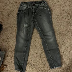 Earl Jeans. Size 8p, grey with some embellishments.
